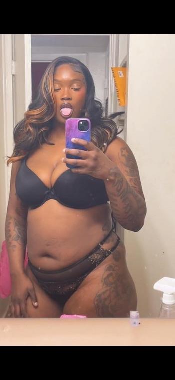 804-338-8637, 28  female escort, Danville