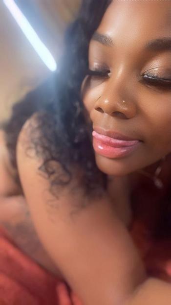 Fancy, 23  female escort, Danville