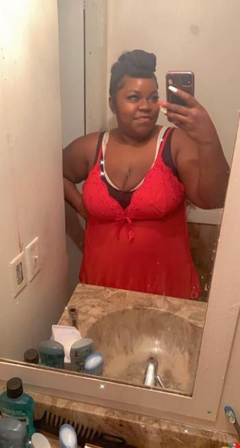 Chocolate, 28  female escort, Danville